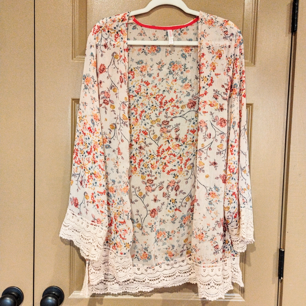 Floral Kimono Cardigan with Lace Trim
